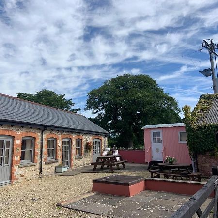 Swallow Cottage At Duffryn Mawr Cottages Hensol Buitenkant foto